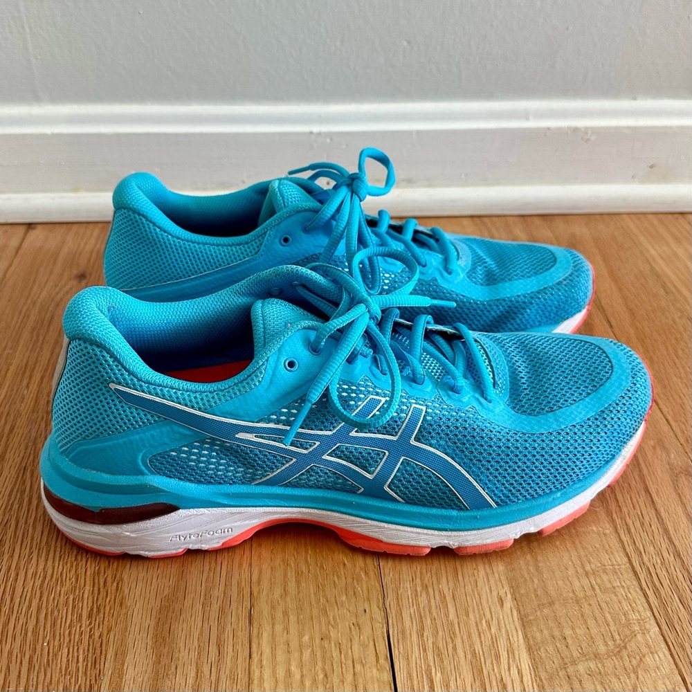 ASICS GEL-Pursue 4 Women’s Size 10.5 (like new)